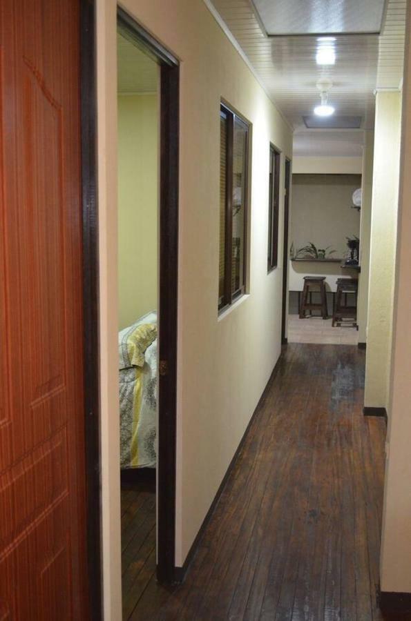 #4 Private Close To Airport Apartment *